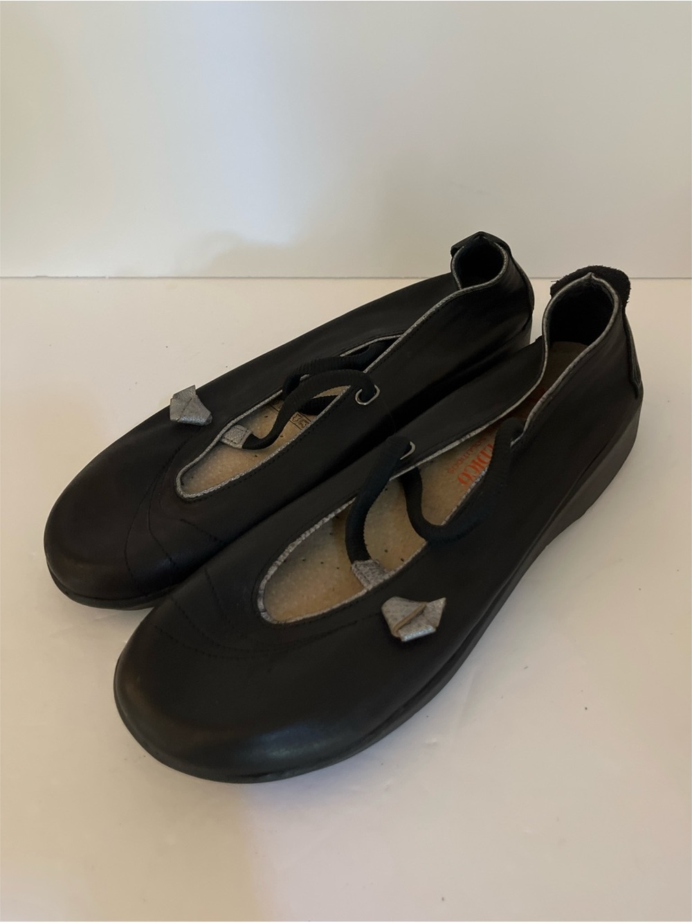 Arcopedico Victoria Black & Silver Mary Jane’s Women’s Size 40